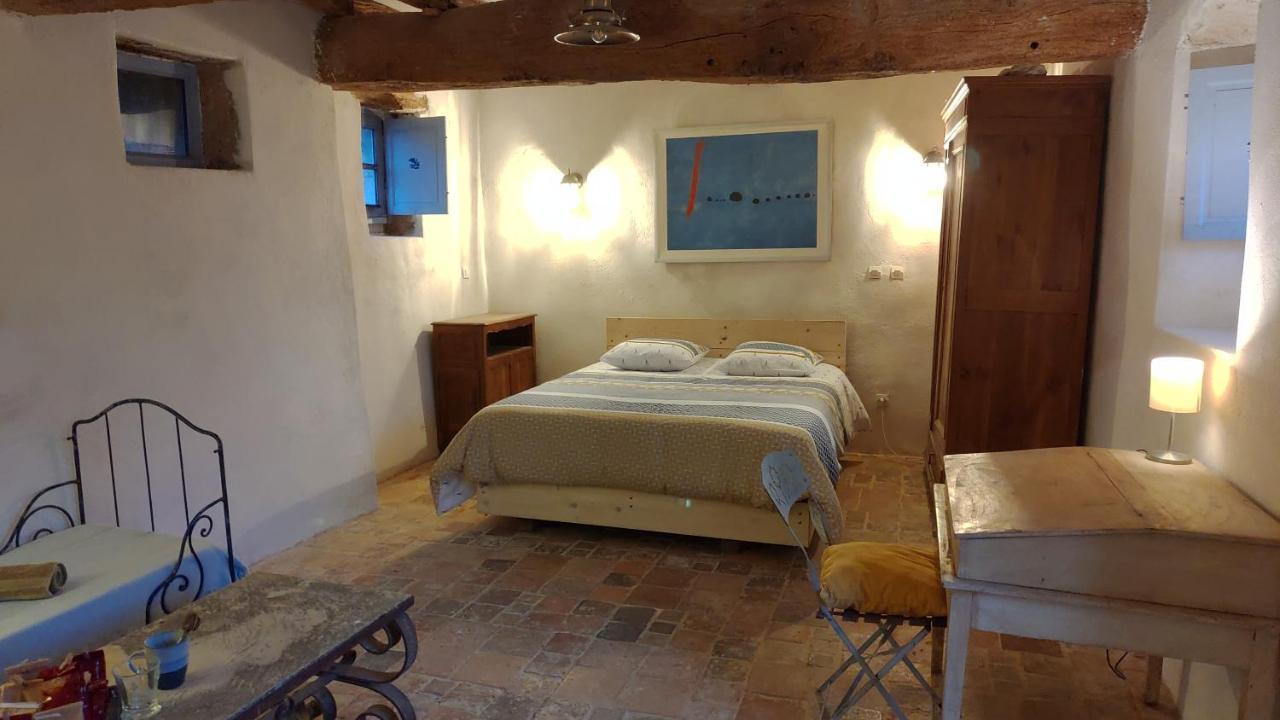 Bed and Breakfast Le Manoir De Gatines Tigné Exteriér fotografie