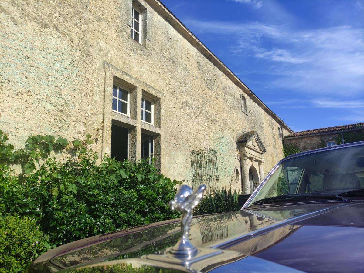 Bed and Breakfast Le Manoir De Gatines Tigné Exteriér fotografie